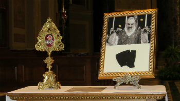 The relics of St. Padre Pio are on tour in the USA. The relics of St. Padre Pio are on tour in the USA.