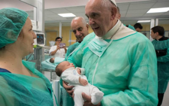 Pope Francis spoke to healthcare professionals today, asking them to pay special attention to the vulnerable when making decisions. Pope Francis spoke to healthcare professionals today, asking them to pay special attention to the vulnerable when making decisions.