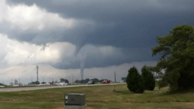 Tornadoes formed by surprise in central Iowa and hit several towns, but no fatalities were reported. Tornadoes formed by surprise in central Iowa and hit several towns, but no fatalities were reported.