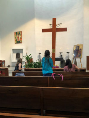 The World Youth Day Cross and Marion Icon traveled to the University of St. Thomas. The World Youth Day Cross and Marion Icon traveled to the University of St. Thomas.