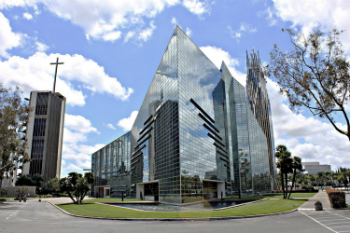 crystal cathedral philip johnson california grove garden church christ community archdaily catholic 1980 nejad amir angeles los classics ad 77m