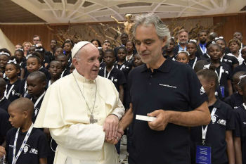 Pope Francis with Andrea Bocelli Pope Francis with Andrea Bocelli