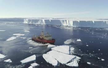 The Thwaites, or 'Doomsday' Glacier is failing. Image of The Thwaites, or 'Doomsday' Glacier is failing.