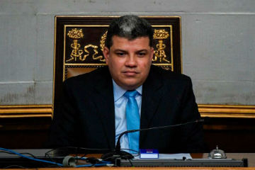 Venezuelas opposition lawmaker and self proclaimed parliament speaker Luis Parra attends a session at the National Assembly in Caracas Jan 7 2020 Image of Venezuelas opposition lawmaker and self proclaimed parliament speaker Luis Parra attends a session at the National Assembly in Caracas Jan 7 2020