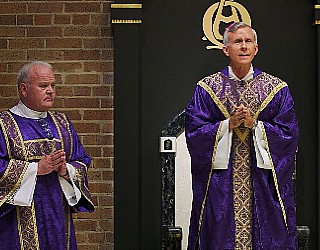 Bishop Strickland and Deacon Keith Fournier holding Sunday Mass. Bishop Strickland and Deacon Keith Fournier holding Sunday Mass.