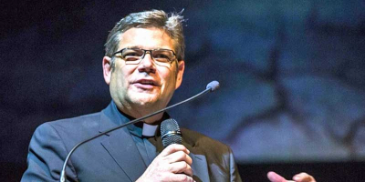 Craig Harrison was a popular priest in Bakersfield, where he still retains a loyal and powerful following. Image of Craig Harrison was a popular priest in Bakersfield, where he still retains a loyal and powerful following.