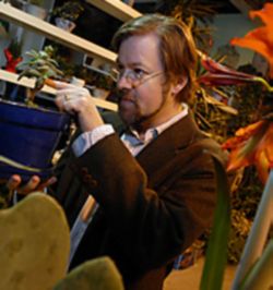 NEW LEAF - Jim Freeman left a career as an environmental lawyer to become a garden coach. He says working with a coach is the midpoint between hiring a landscaper and going it alone. (Christian Science Monitor/Mary Knox) Image of NEW LEAF - Jim Freeman left a career as an environmental lawyer to become a garden coach. He says working with a coach is the midpoint between hiring a landscaper and going it alone. (Christian Science Monitor/Mary Knox)