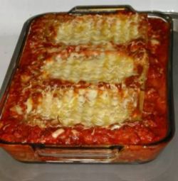 A FAMILY FAVORITE - There are probably as many lasagna recipes as there are cooks who make lasagna in their own kitchens. Image of A FAMILY FAVORITE - There are probably as many lasagna recipes as there are cooks who make lasagna in their own kitchens.
