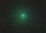 Observers will see comet 252P as a faint green fuzzy patch. Naked eye viewing from a suburban or urban area may be virtually impossible. Observers will want a dark sky location, binoculars are recommended. Stargazers will need to look south about 90 minutes before dawn. Image of Observers will see comet 252P as a faint green fuzzy patch. Naked eye viewing from a suburban or urban area may be virtually impossible. Observers will want a dark sky location, binoculars are recommended. Stargazers will need to look south about 90 minutes before dawn.