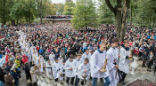 Millions of Catholics gathered at the borders, and at 4,000 locations across the country to pray the Rosary. Image of Millions of Catholics gathered at the borders, and at 4,000 locations across the country to pray the Rosary.
