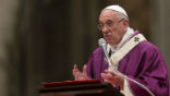 Pope Francis says Jesus prepares us for the trials we face. Image of Pope Francis says Jesus prepares us for the trials we face.