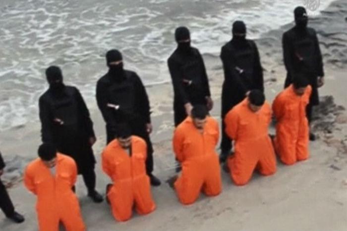 Christians caught by ISIS in Afghanistan are put to death.