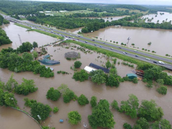 Record-breaking floods strike Missouri causing unprecedented disaster 