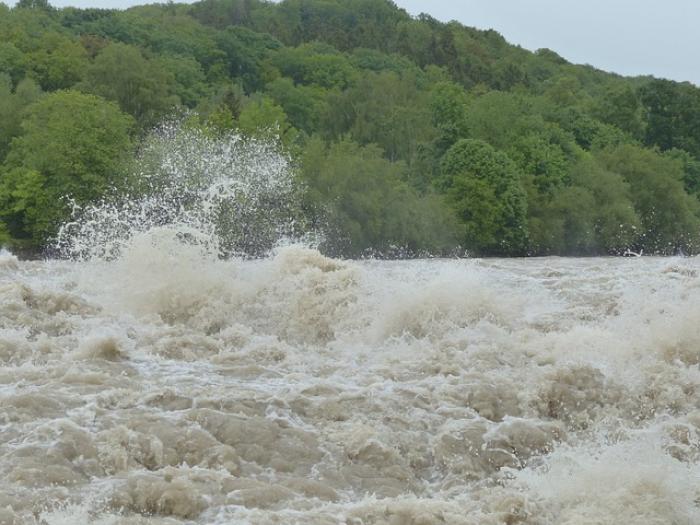 Rushing water Rushing water
