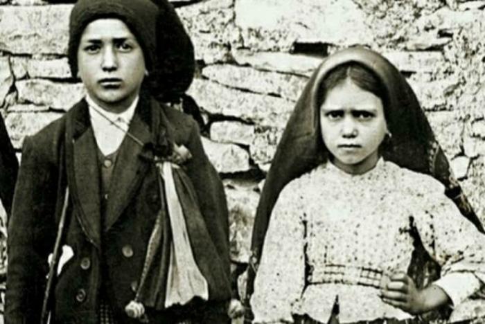 Blessed Francisco and Jacinta Marto.