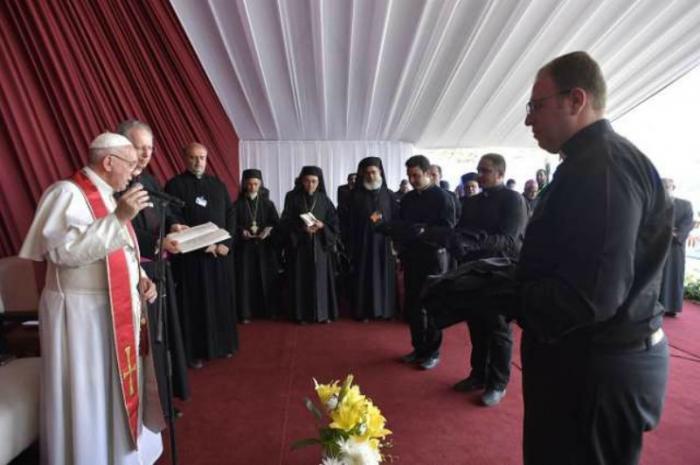 Pope Francis meets with priests and religious in Cairo, Egypt April 29, 2017. Pope Francis meets with priests and religious in Cairo, Egypt April 29, 2017.