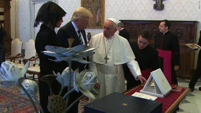 Pope Francis and Donald Trump