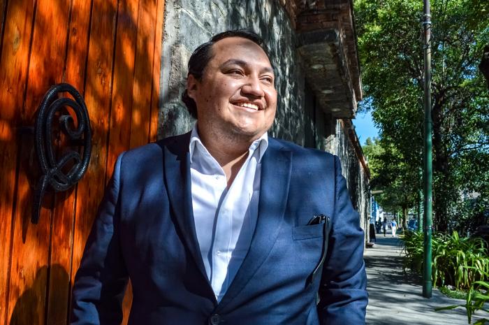 Jorge Alberto MartÃÂnez Fabila, 30, studied law and currently works at a law firm in Mexico City, Mexico. His parents are lawyers. Martinez Fabila says itâ⬠s important for young people to investigate which careers are in high demand before choosing a major. Jorge Alberto MartÃÂnez Fabila, 30, studied law and currently works at a law firm in Mexico City, Mexico. His parents are lawyers. Martinez Fabila says itâ⬠s important for young people to investigate which careers are in high demand before choosing a major.