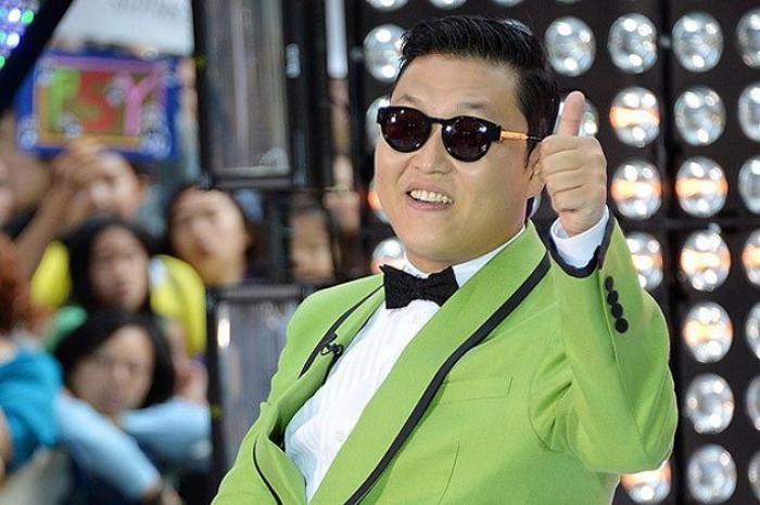 "Gangnam Style" this week had breached the barrier, showing more than 2,152,512,000 views. "Gangnam Style" this week had breached the barrier, showing more than 2,152,512,000 views.