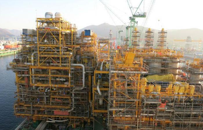 Are offshore oil rigs going extinct? Meet Prelude: The world's largest ...