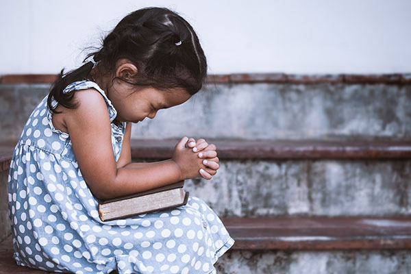 Little girl looking
